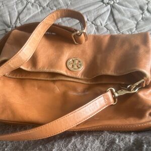 Tory Burch convertible clutch/crossbody british tan color very very worn